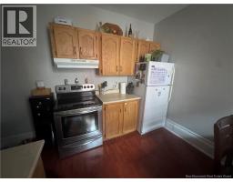 160 Charlotte Street, photo 13