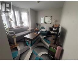 160 Charlotte Street, photo 8