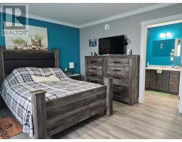 898 Oceanview Drive thumbnail 16