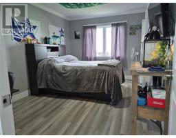 898 Oceanview Drive thumbnail 25