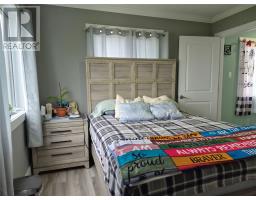 898 Oceanview Drive thumbnail 28