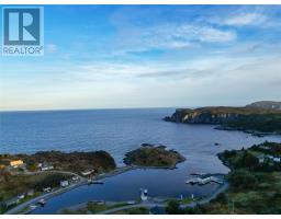 0 Dunphys Hill thumbnail 2