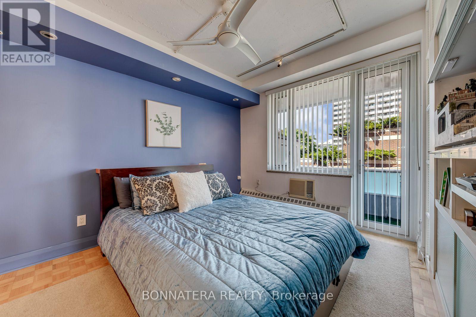 402- 74 Spadina Road, Toronto, ON photo 21