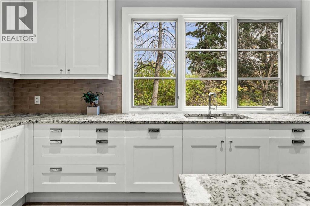 66 Mary Dover Drive SW, Calgary — photo 11
