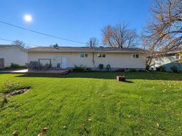 114 Sunflower Crescent Sw, Altona, MB R0G0B2 Photo 19