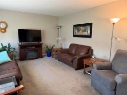 Bedroom - 114 Sunflower Crescent Sw, Altona, MB R0G0B2 Photo 6