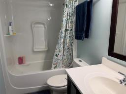 Bedroom - 114 Sunflower Crescent Sw, Altona, MB R0G0B2 Photo 10