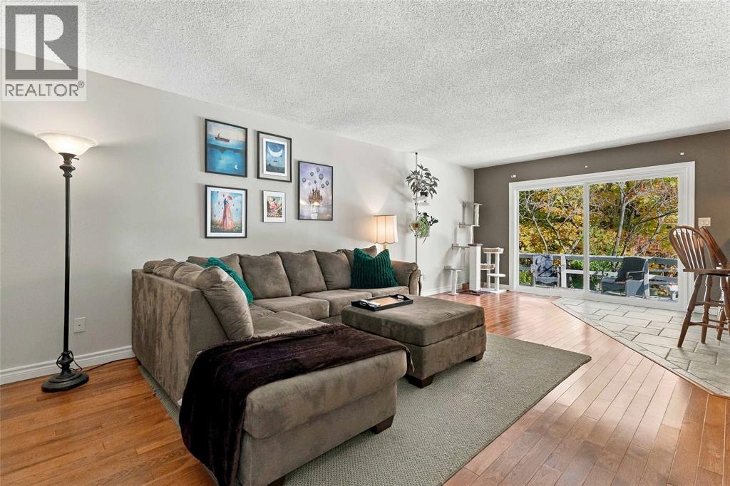 6182 WILLIAM STREET, Warwick-Watford — photo 11