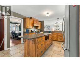 Kitchen - 6182 William Street, Warwick Watford, ON N0M2S0 Photo 17