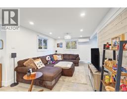 56 Main Street, photo 13