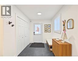 56 Main Street, photo 14