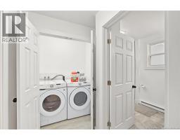 56 Main Street, photo 24