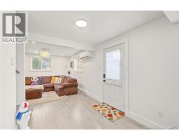 56 Main Street, photo 8