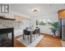 7 Macpherson Avenue thumbnail 12