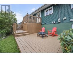 7 Macpherson Avenue thumbnail 35