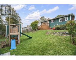 7 Macpherson Avenue thumbnail 36