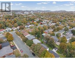 7 Macpherson Avenue thumbnail 48