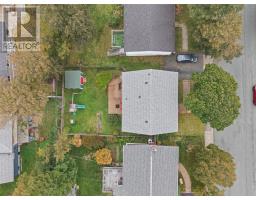 7 Macpherson Avenue thumbnail 5