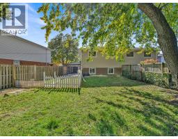 9832 Lynngrove Crescent, Windsor, ON N8R1B9 Photo 43