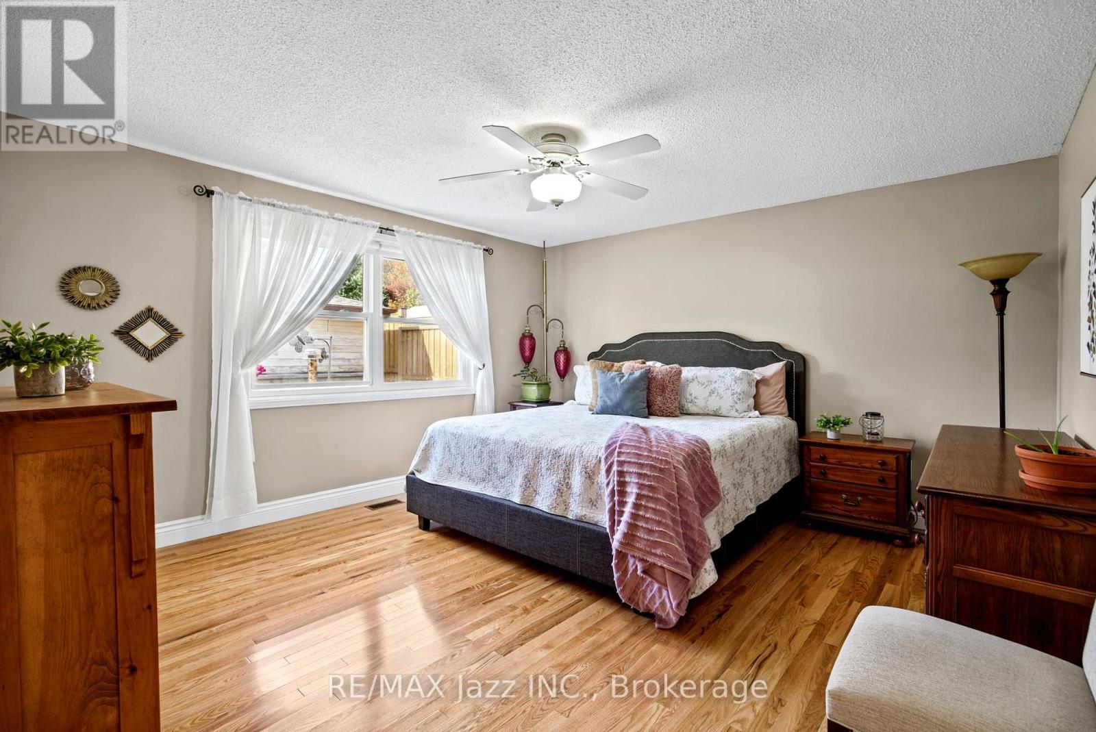 789 Lochness Crescent, Oshawa, ON photo 24