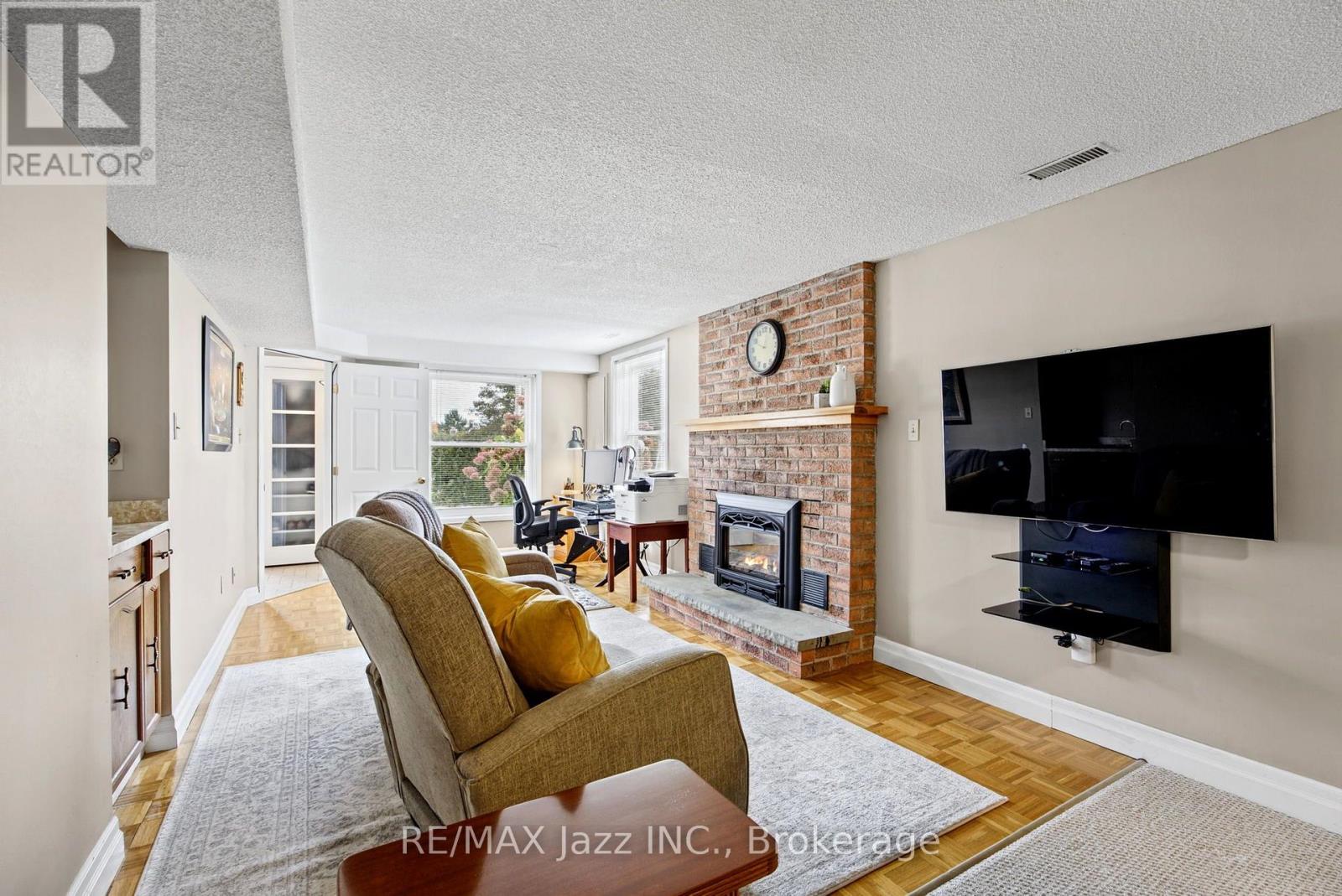 789 Lochness Crescent, Oshawa, ON photo 35