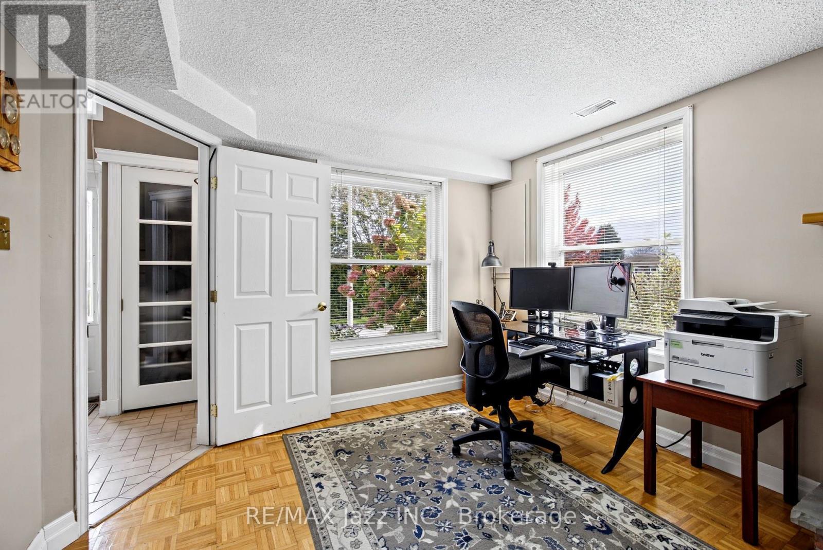 789 Lochness Crescent, Oshawa, ON photo 37
