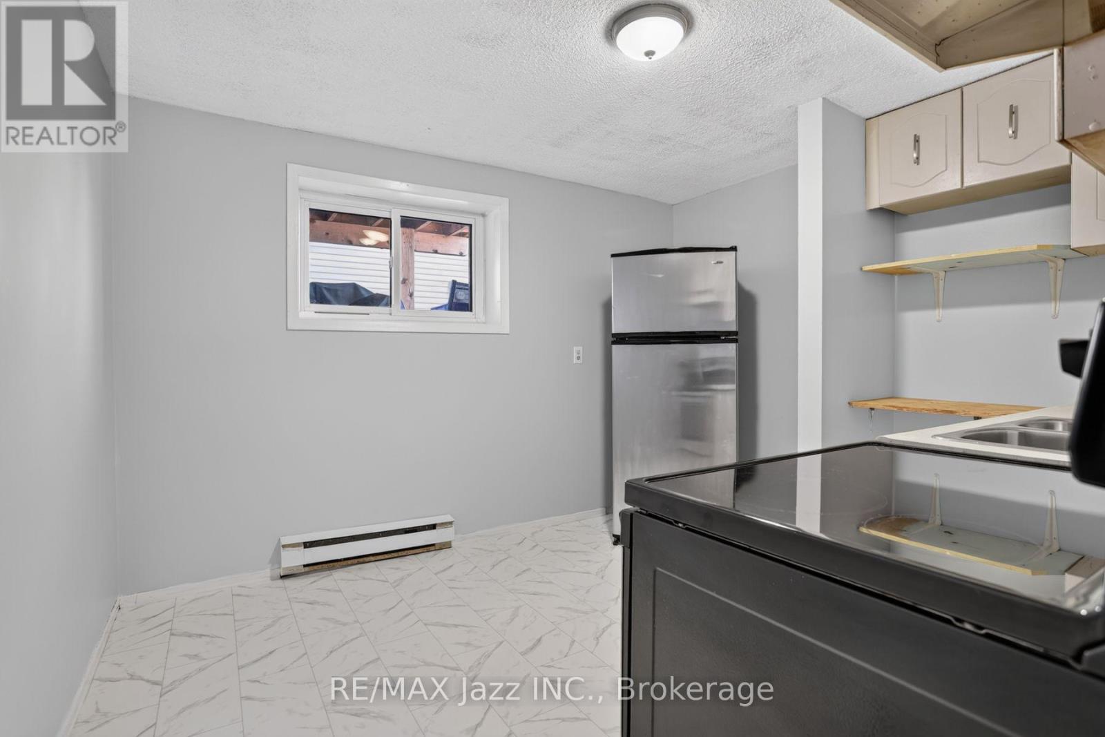 691 Attersley Drive, Oshawa, ON photo 21