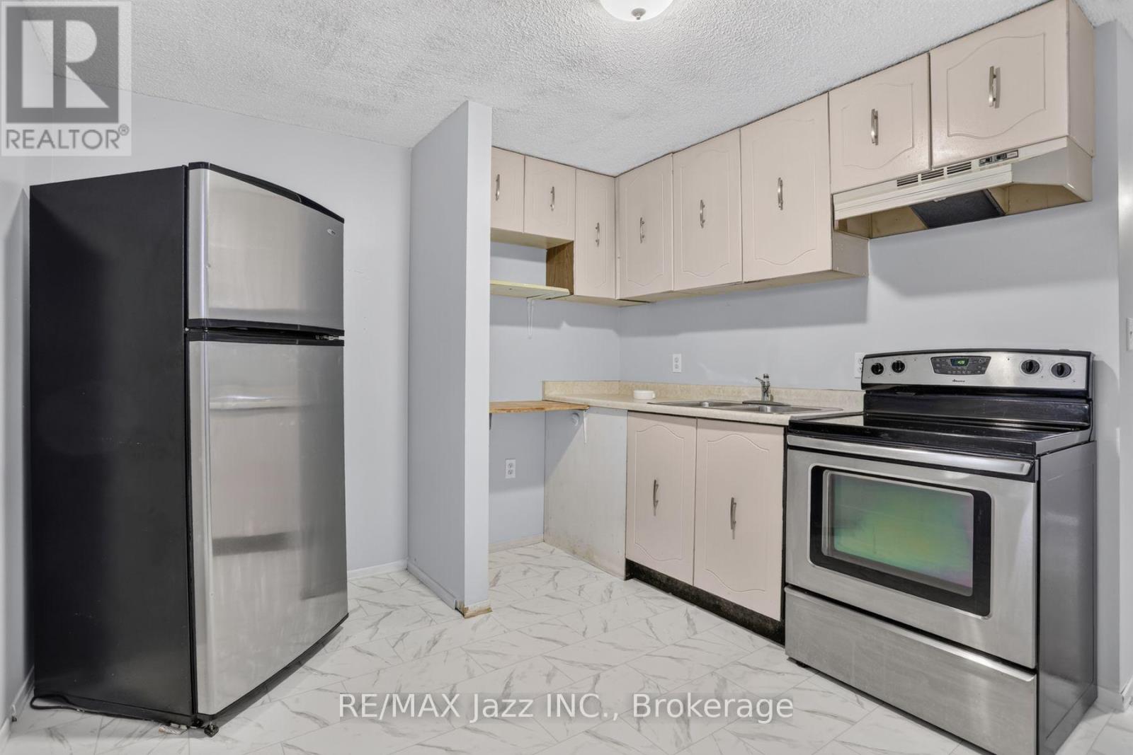 691 Attersley Drive, Oshawa, ON photo 22