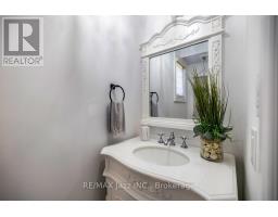 29 Harold Street, Whitby, ON L1N8Z7 Photo 37
