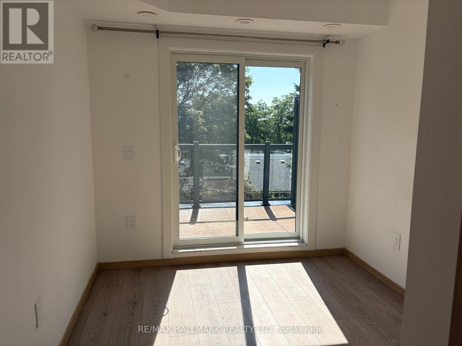 310- 3425 Sheppard Avenue East, Toronto, ON photo 4