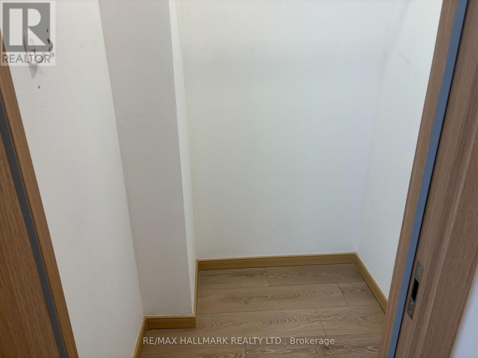 310- 3425 Sheppard Avenue East, Toronto, ON photo 6