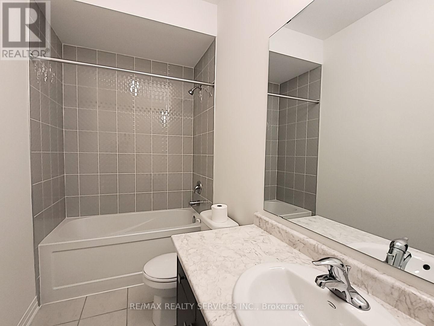 225 Coronation Road, Whitby, ON photo 19