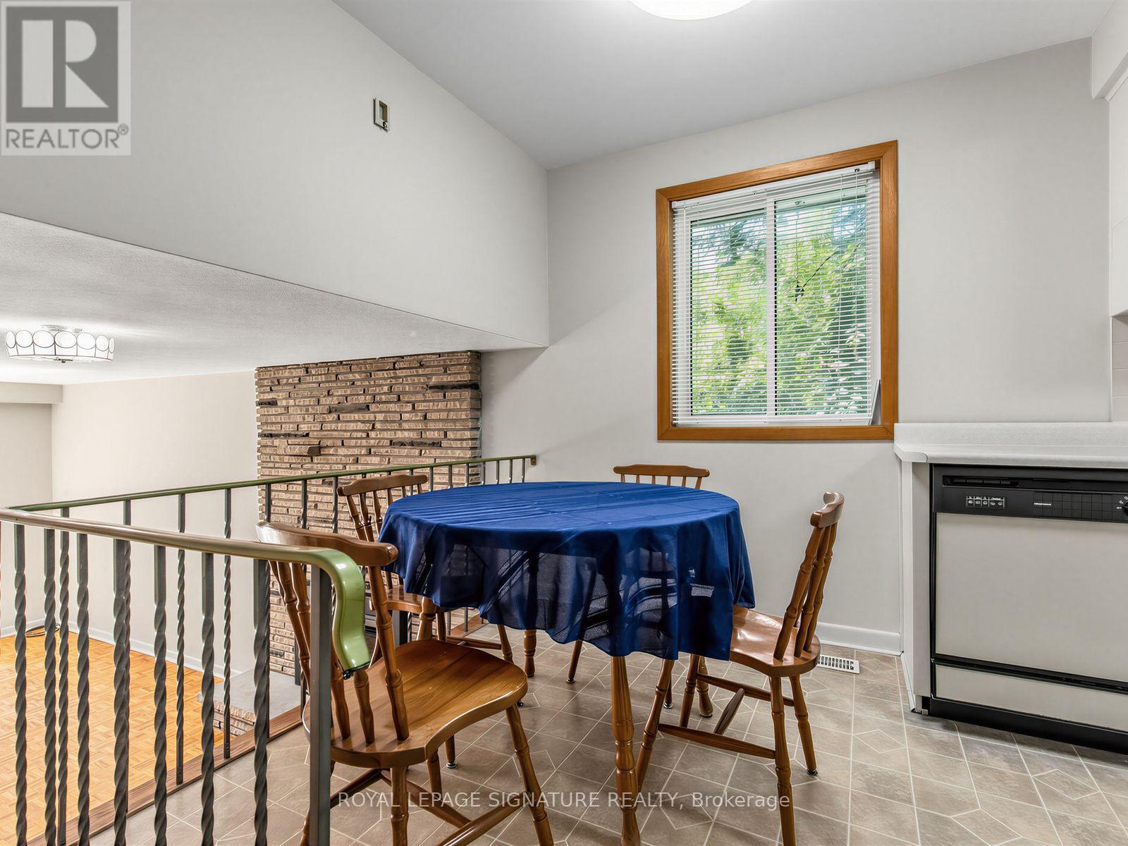 162 Bathgate Drive, Toronto, ON photo 10
