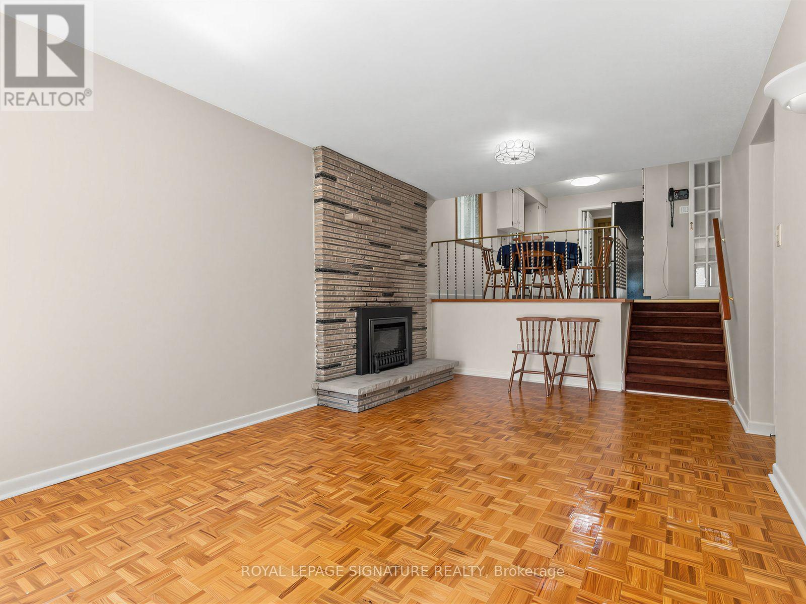 162 Bathgate Drive, Toronto, ON photo 13