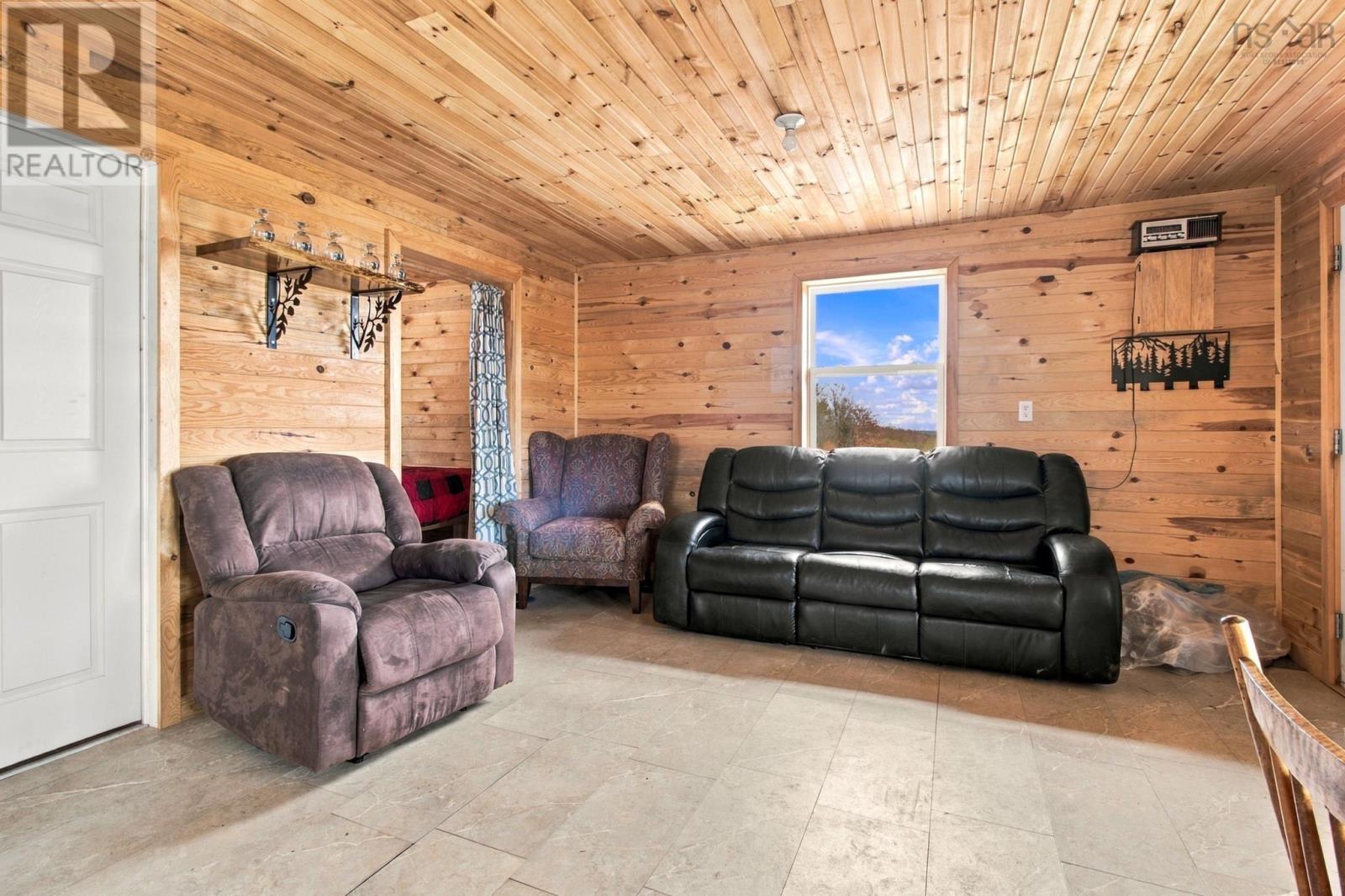 629 Eatonville Road - 15