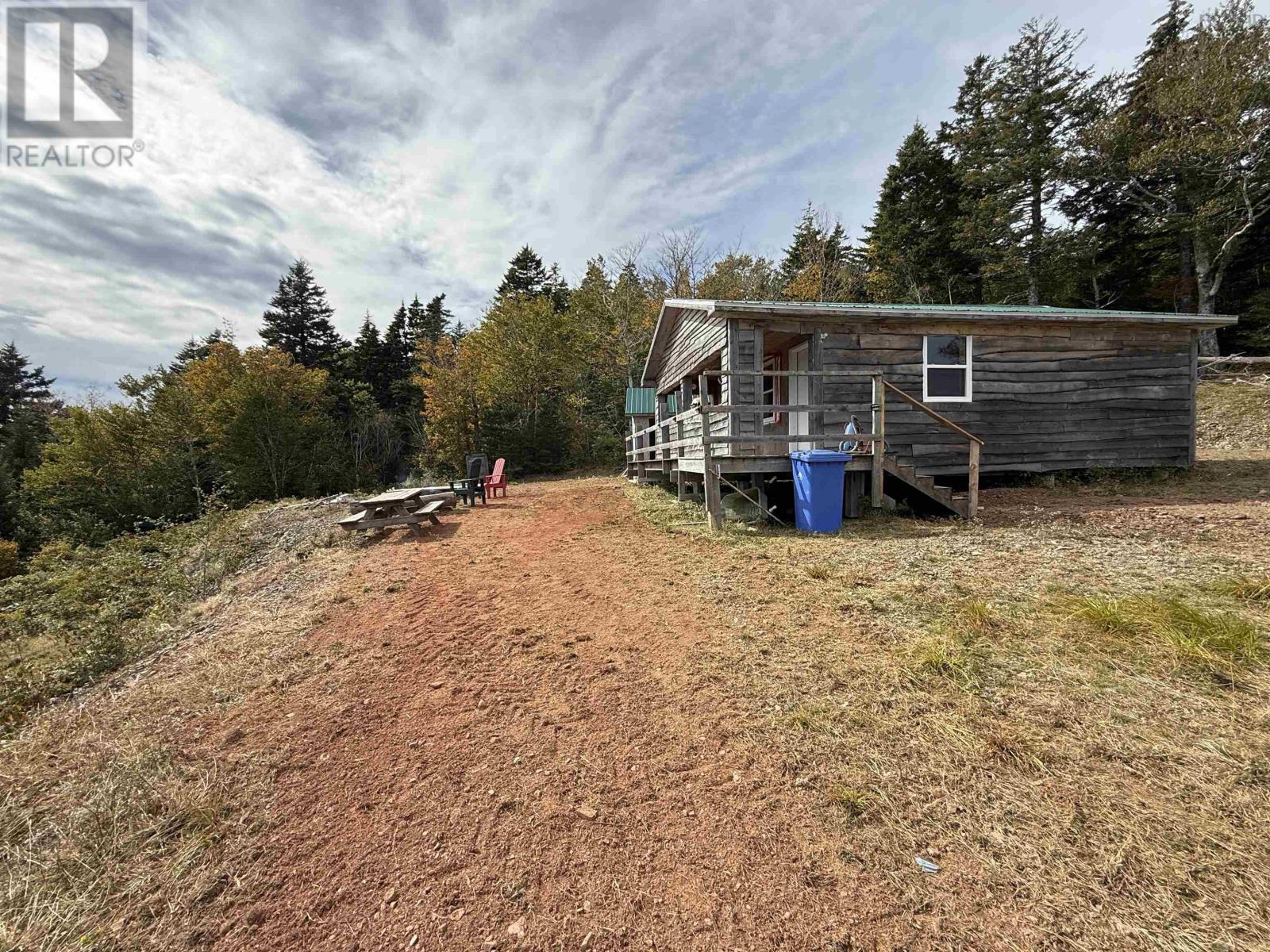 629 Eatonville Road - 33