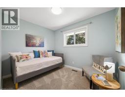 18 Evelyn Crescent, Kitchener, ON N2A1G9 Photo 14