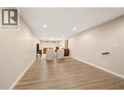 18 Evelyn Crescent, Kitchener, ON N2A1G9 Photo 19