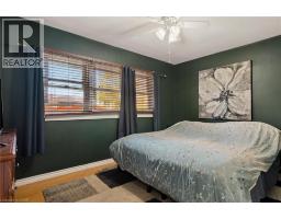 7 Prueter Avenue, Kitchener, ON N2H6G5 Photo 10