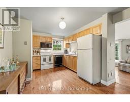 28 Meadow Glade Gardens, Ottawa, ON K2G5J4 Photo 14
