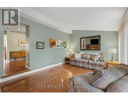 28 Meadow Glade Gardens, Ottawa, ON K2G5J4 Photo 17
