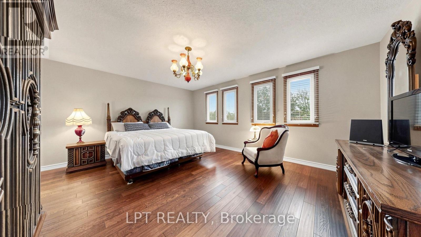 4204 Starlight Crescent, Mississauga, ON photo 25