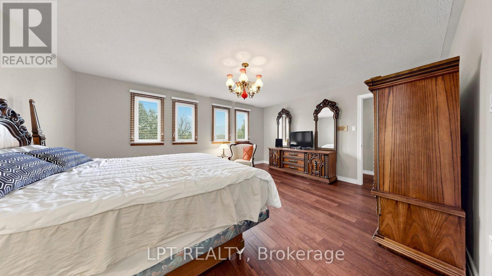 4204 Starlight Crescent, Mississauga, ON photo 30