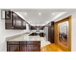 4204 Starlight Crescent, Mississauga, ON L4W4P9 Photo 17