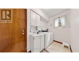 4204 Starlight Crescent, Mississauga, ON L4W4P9 Photo 23