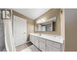 4204 Starlight Crescent, Mississauga, ON L4W4P9 Photo 39