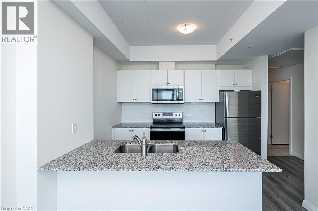 60 CHARLES Street W Unit# 1806 — photo 3