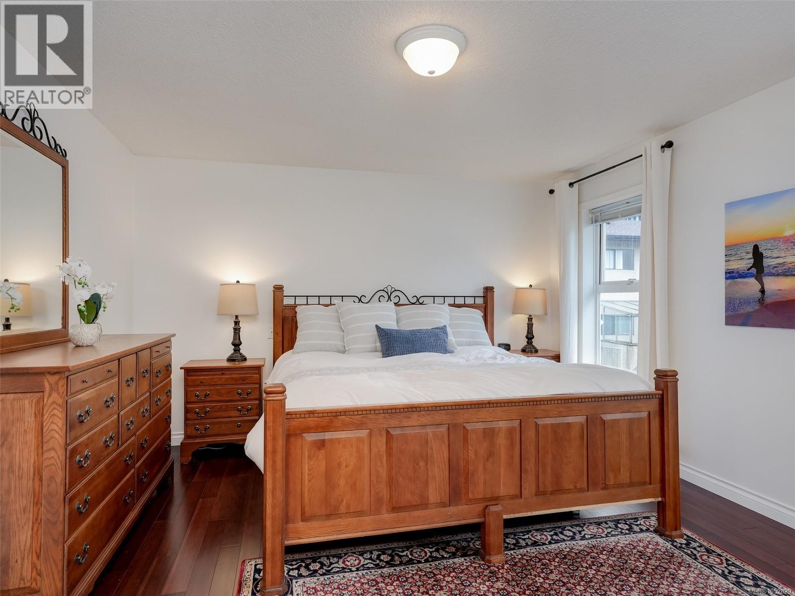 2727 Grosvenor Rd - 11