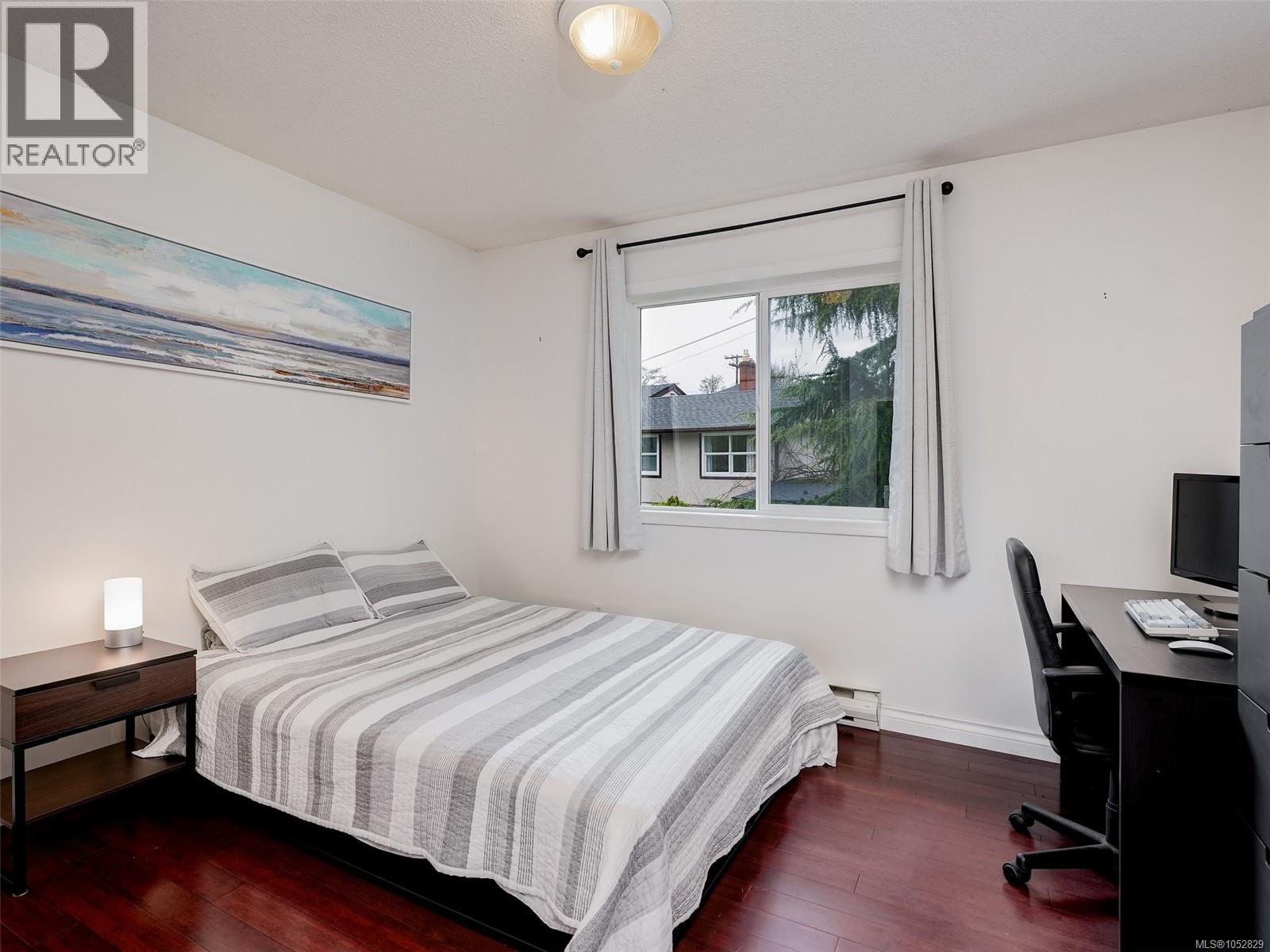 2727 Grosvenor Rd - 14