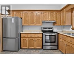 44 Wallace Court, photo 10